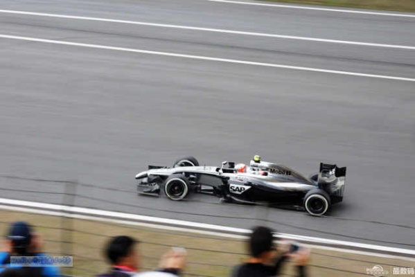 2014年中国站F1赛车精彩纷呈回顾